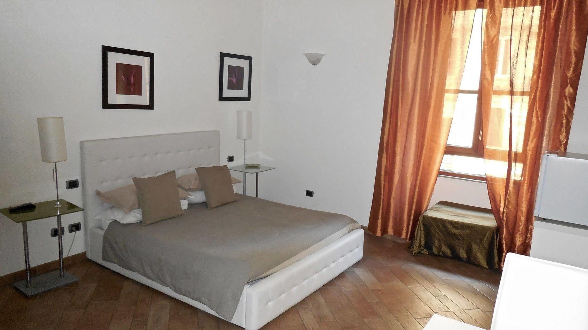 Tridente Rooms Roma Ngoại thất bức ảnh