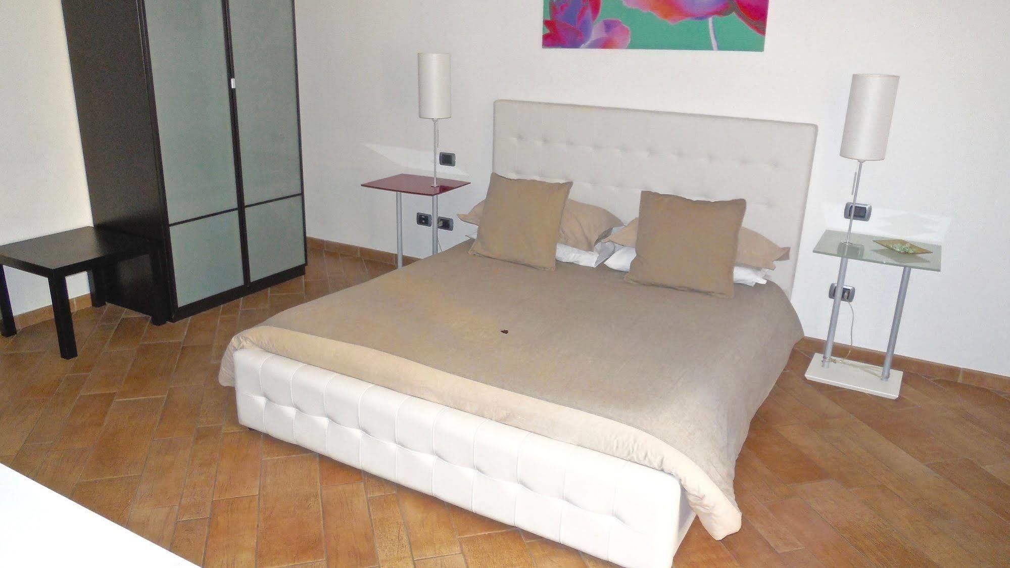 Tridente Rooms Roma Ngoại thất bức ảnh